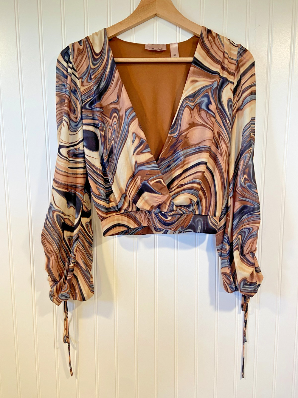 Willow & Root Shirt Women's XS Brown Swirl V-Neck, Mesh, Long Sleeve, Cropped